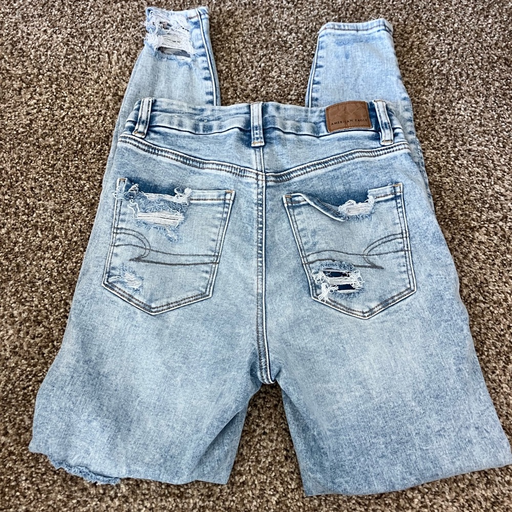 Stylish Light Blue Distressed Women’s Jeans